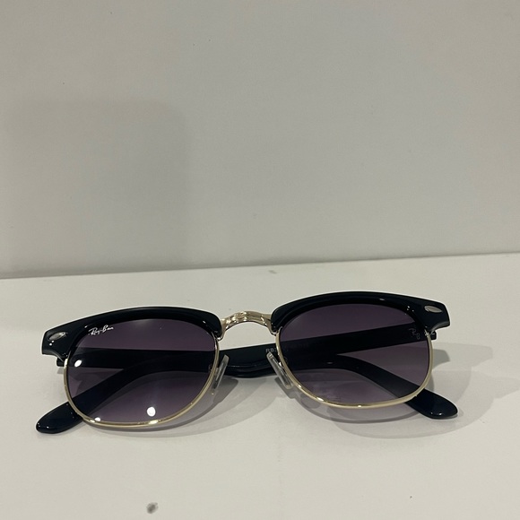 Ray ban sunglasses brand new never worn - Picture 4 of 4